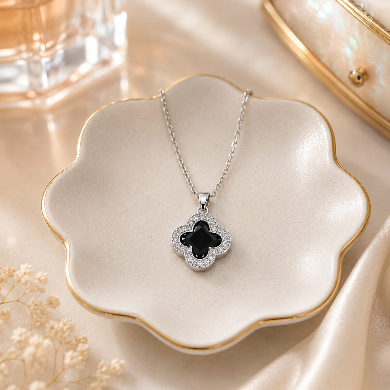 Midnight Clover Necklace