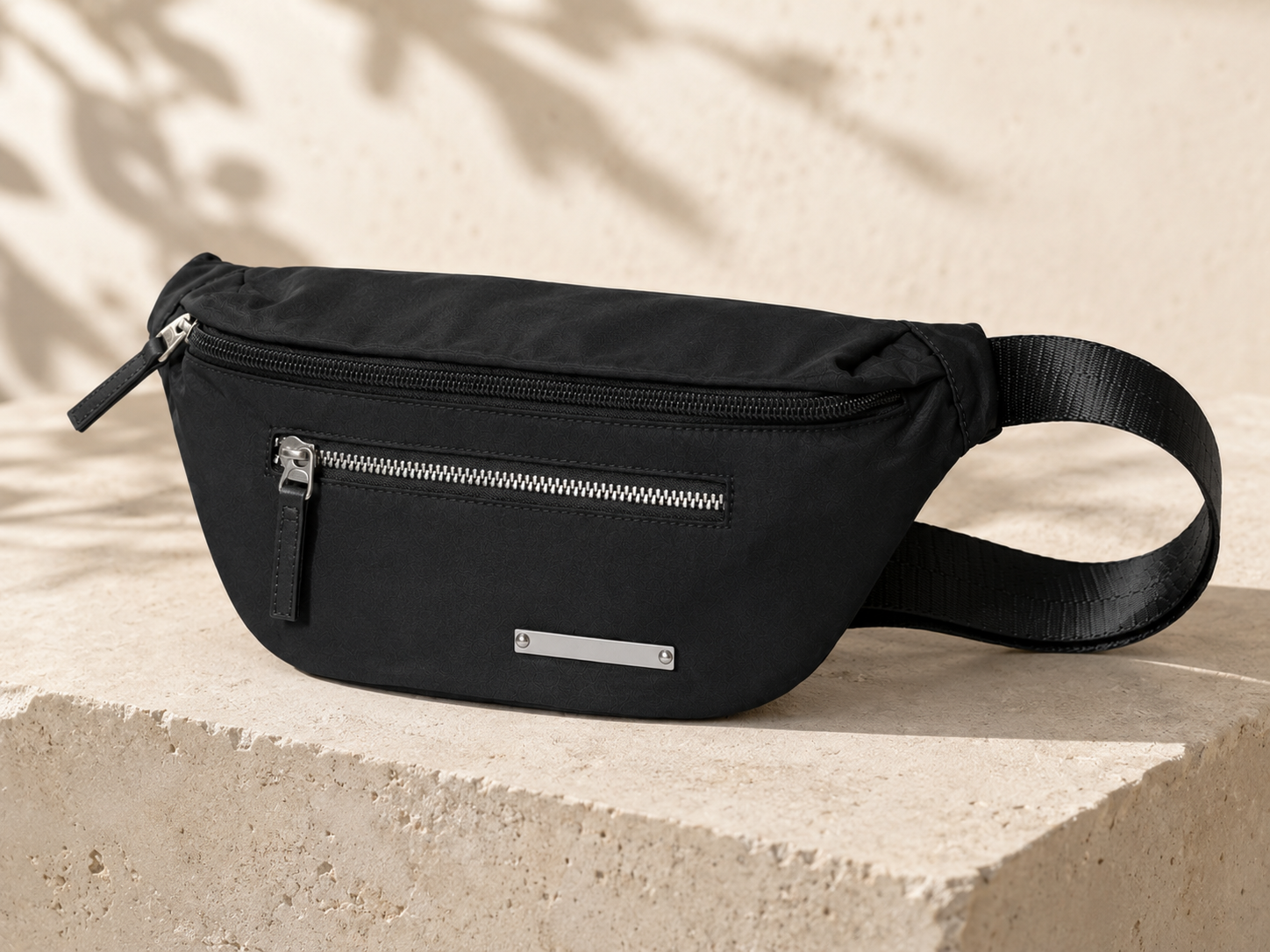 Drift Crossbody Fanny Bag (Black)