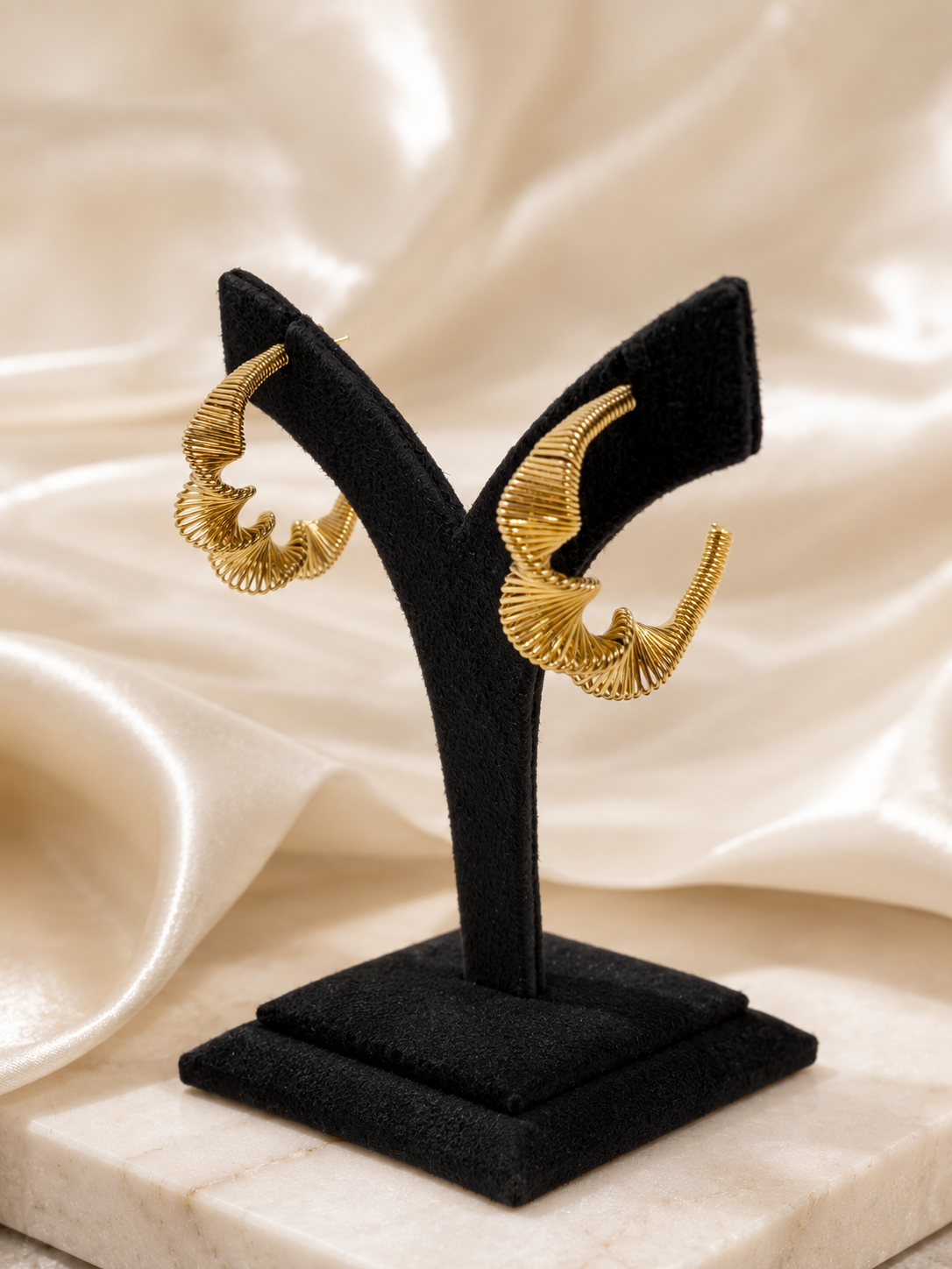 Auric Wave Earring