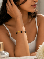 Black Flower Golden Bracelet
