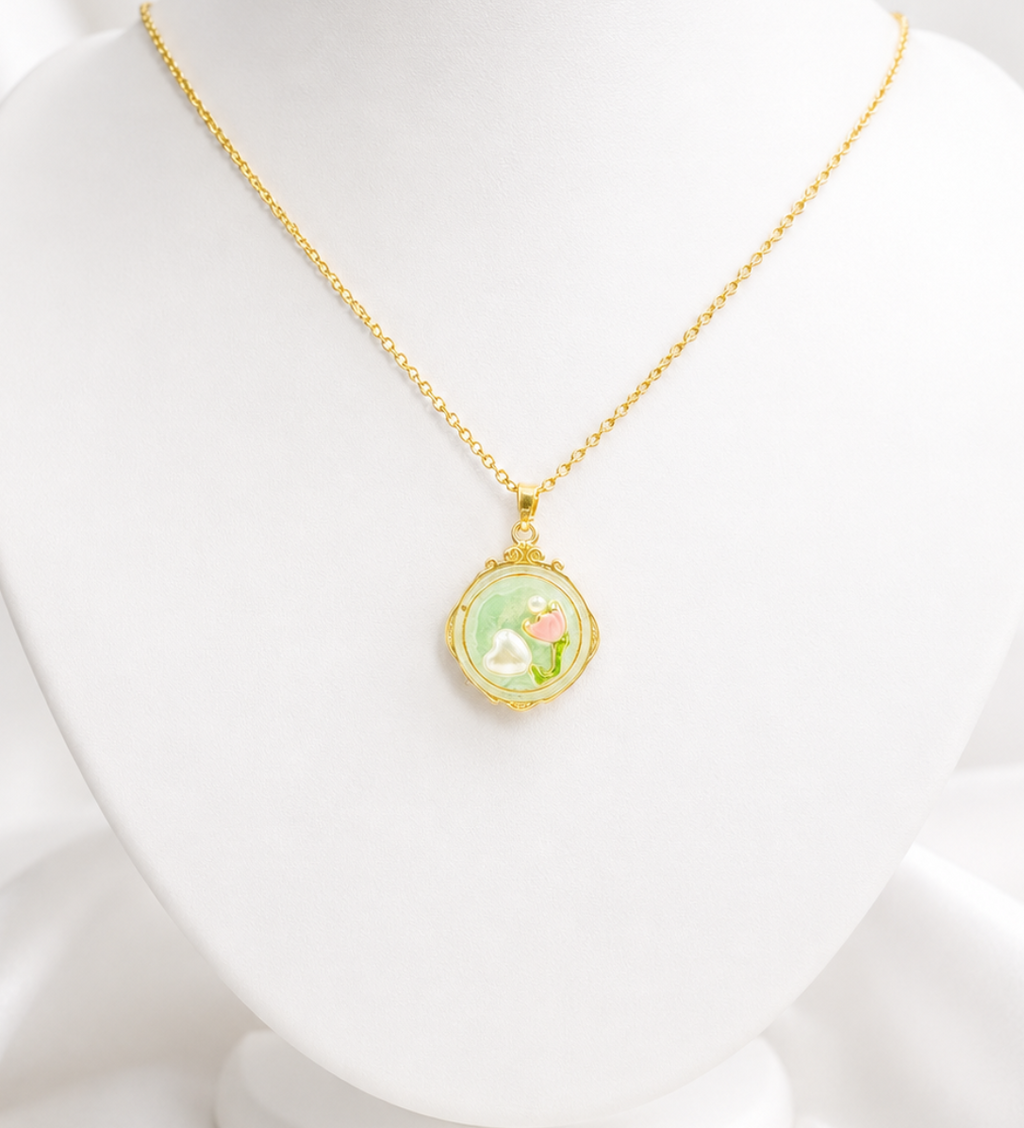 Bloom Pearl Pendant Necklace