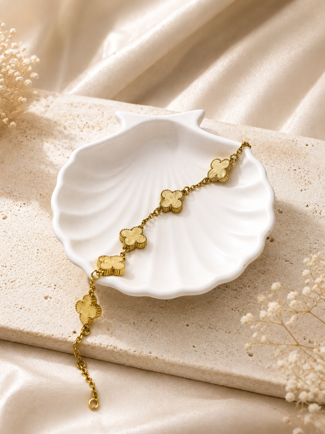 Ivory Clover Bracelet