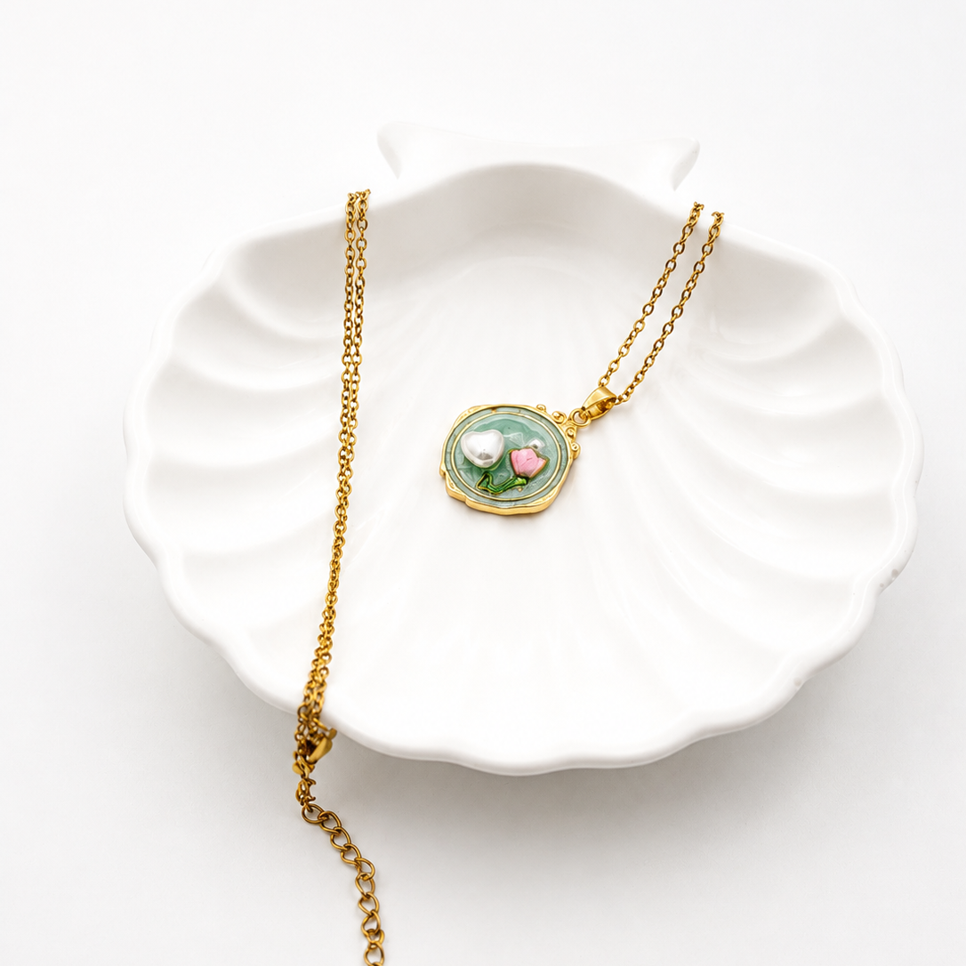 Bloom Pearl Pendant Necklace