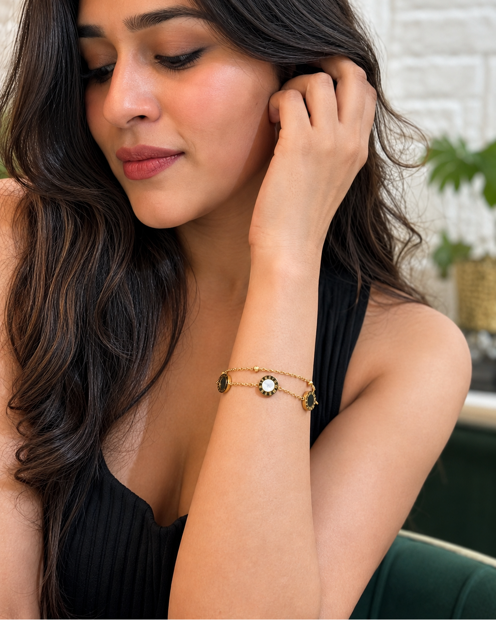 Golden Roman Numeral Bracelet
