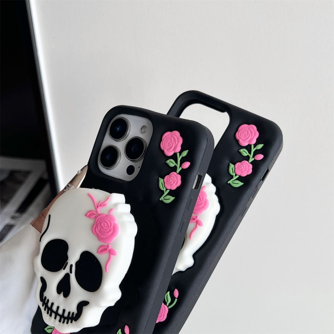 Guns & Roses Case